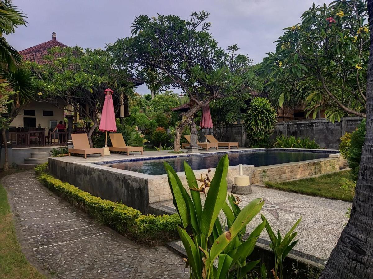 Bintang Beach Villa Amed Esterno foto