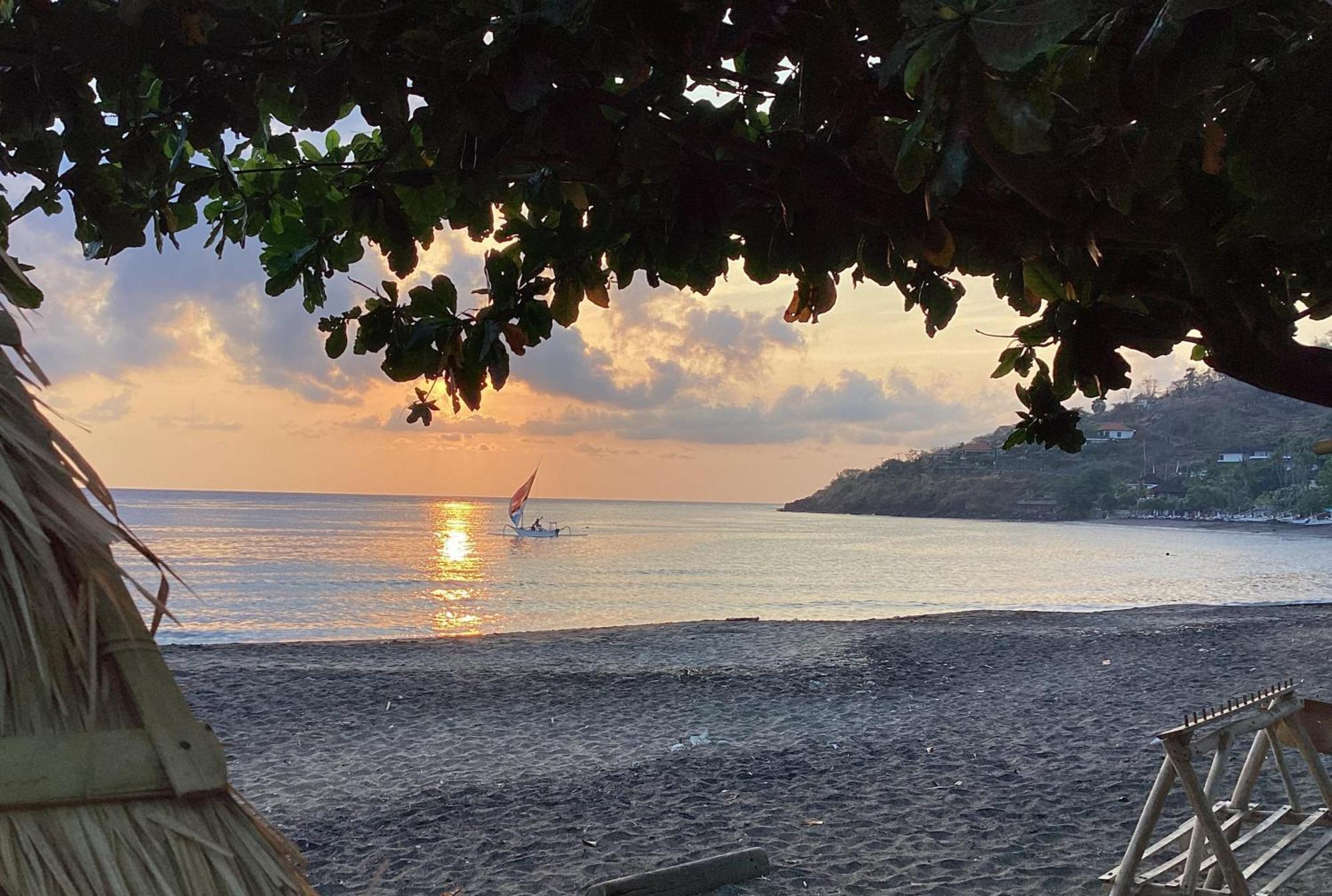 Bintang Beach Villa Amed Esterno foto