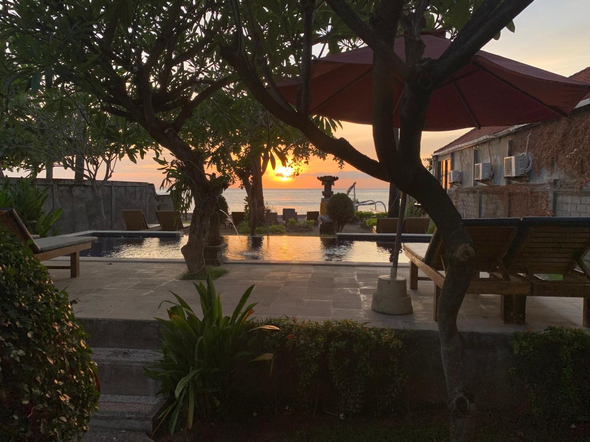 Bintang Beach Villa Amed Esterno foto