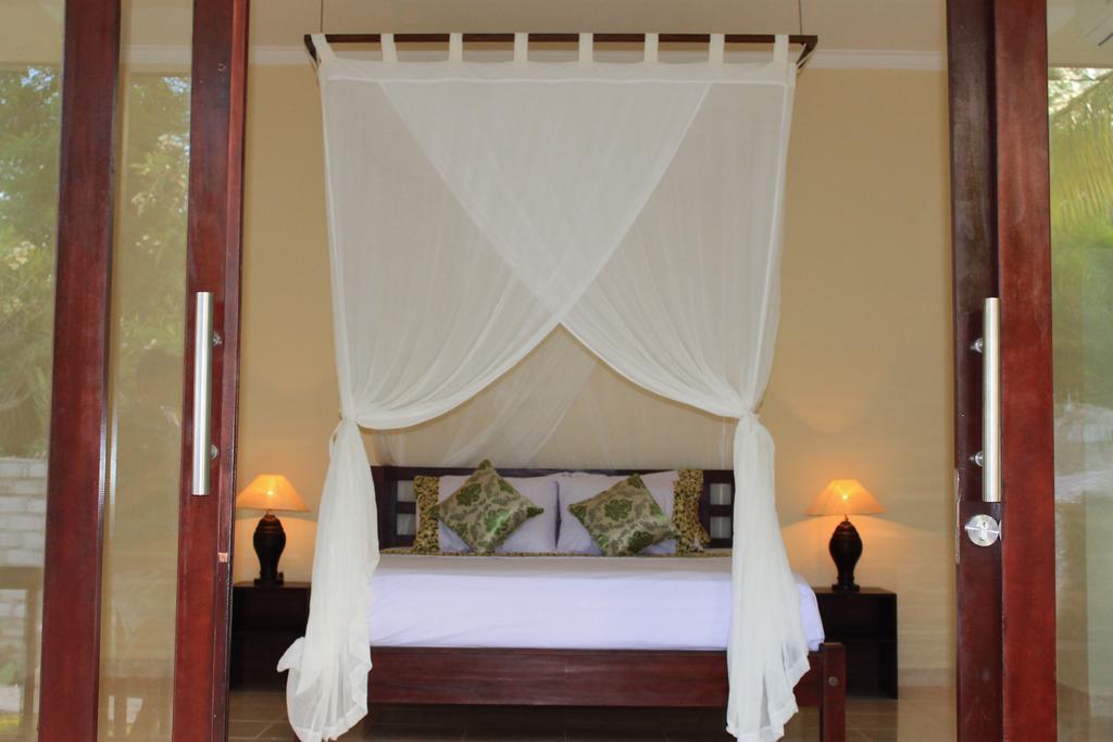 Bintang Beach Villa Amed Esterno foto