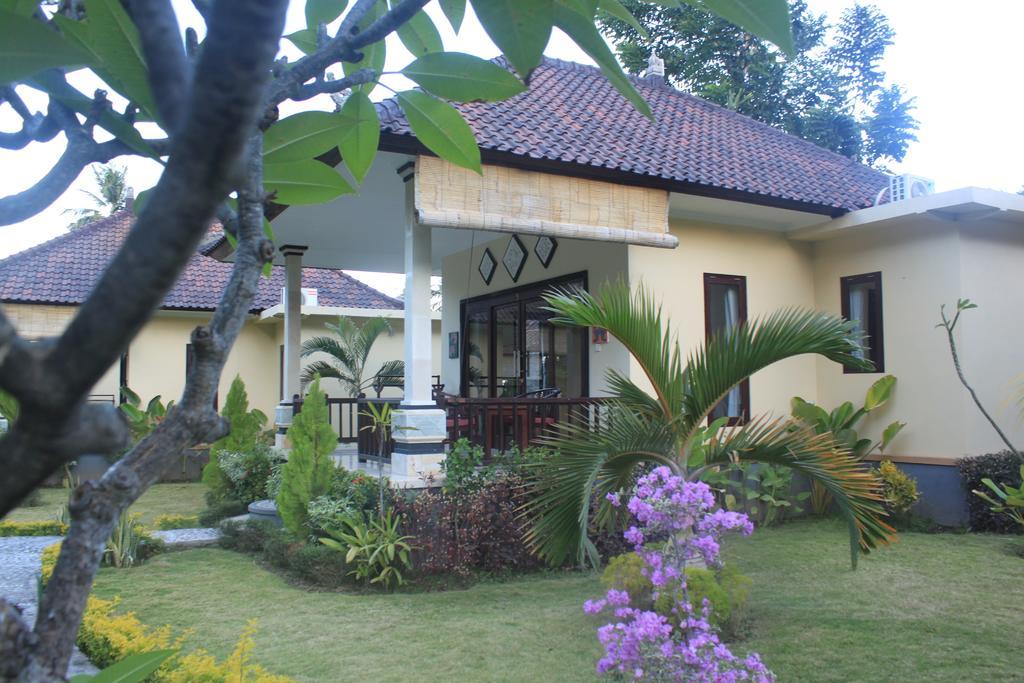 Bintang Beach Villa Amed Esterno foto