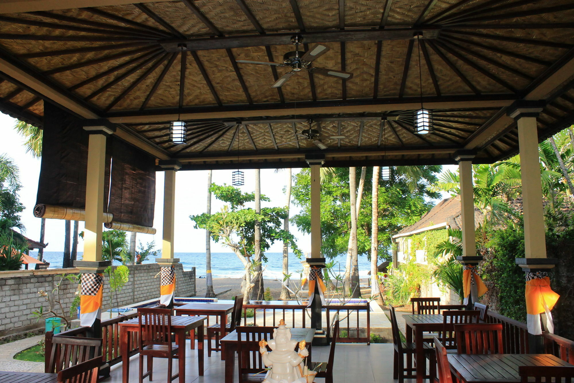 Bintang Beach Villa Amed Esterno foto